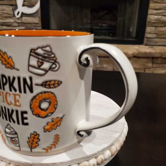 Pumpkin Spice Junkie Mug-NWT - Picture 3 of 5